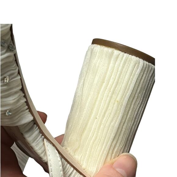 Loeffler Randall Camellia Pearl Rhinestone Pleated Heels sz 6B - Picture 16 of 16